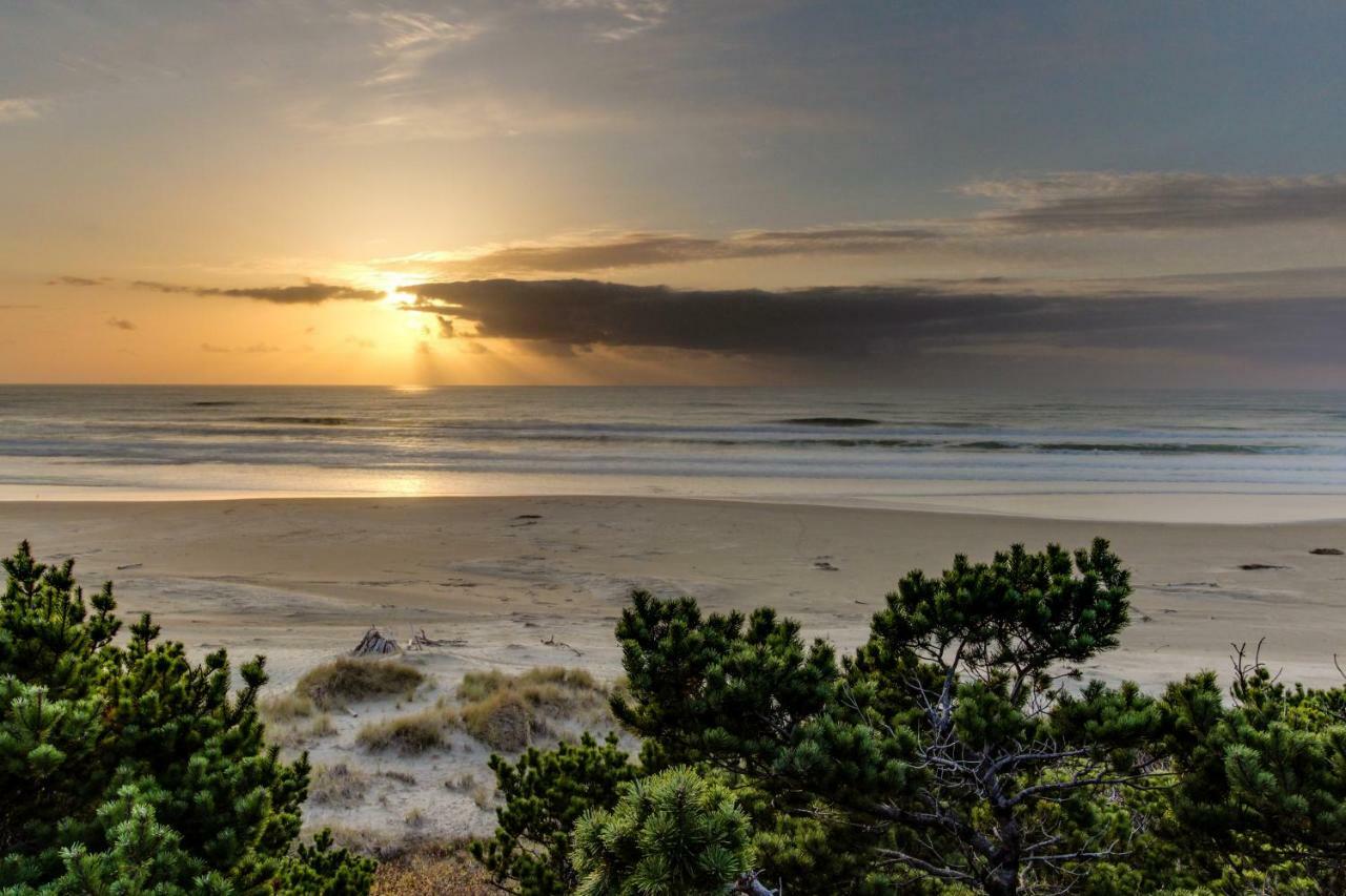 Seadrifter Oceanfront Beach House Seal Rock Dış mekan fotoğraf